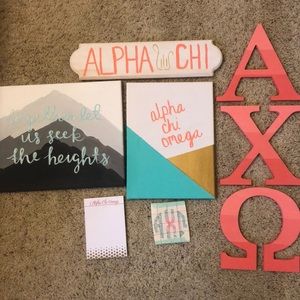 Alpha Chi Omega (AXO) signs